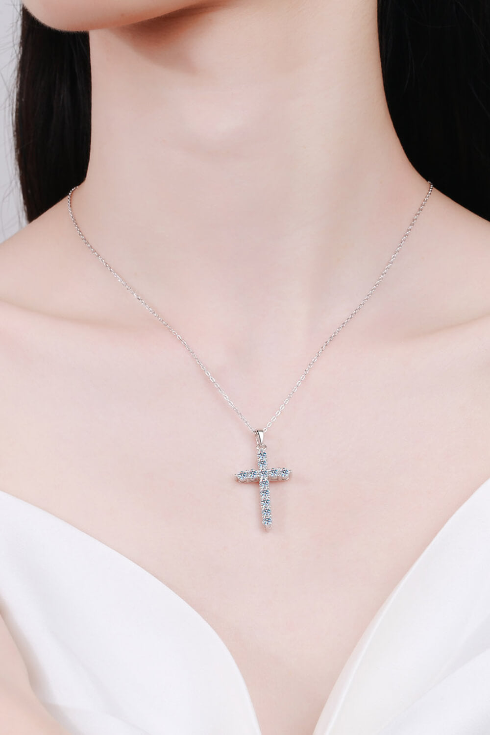 Baeful 925 Sterling Silver Cross Moissanite Necklace